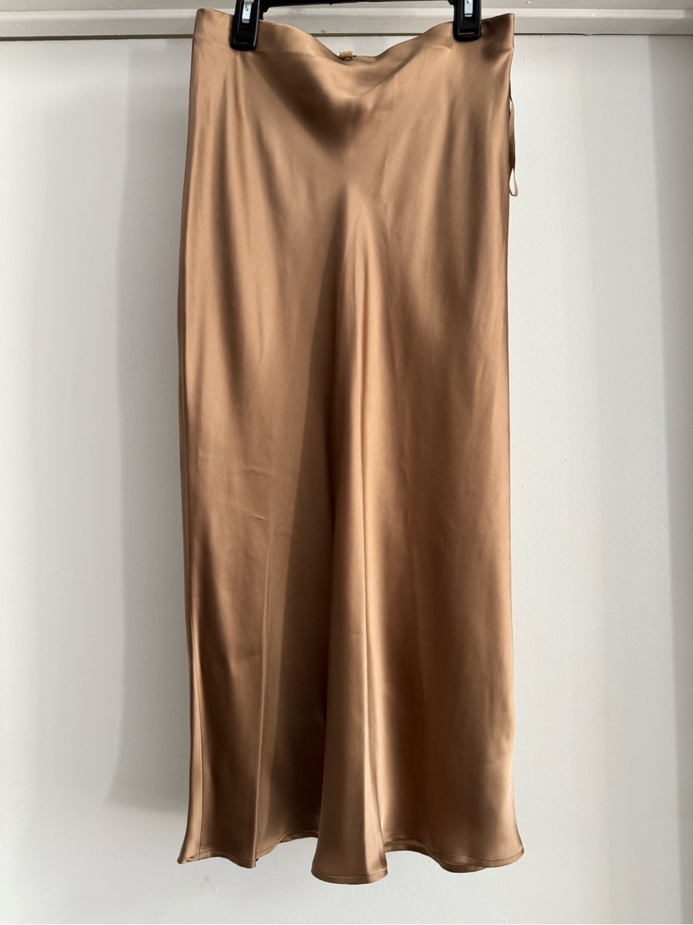 L'AGENCE Women's Silk Slip Skirt — Camel - Picture 2 of 6
